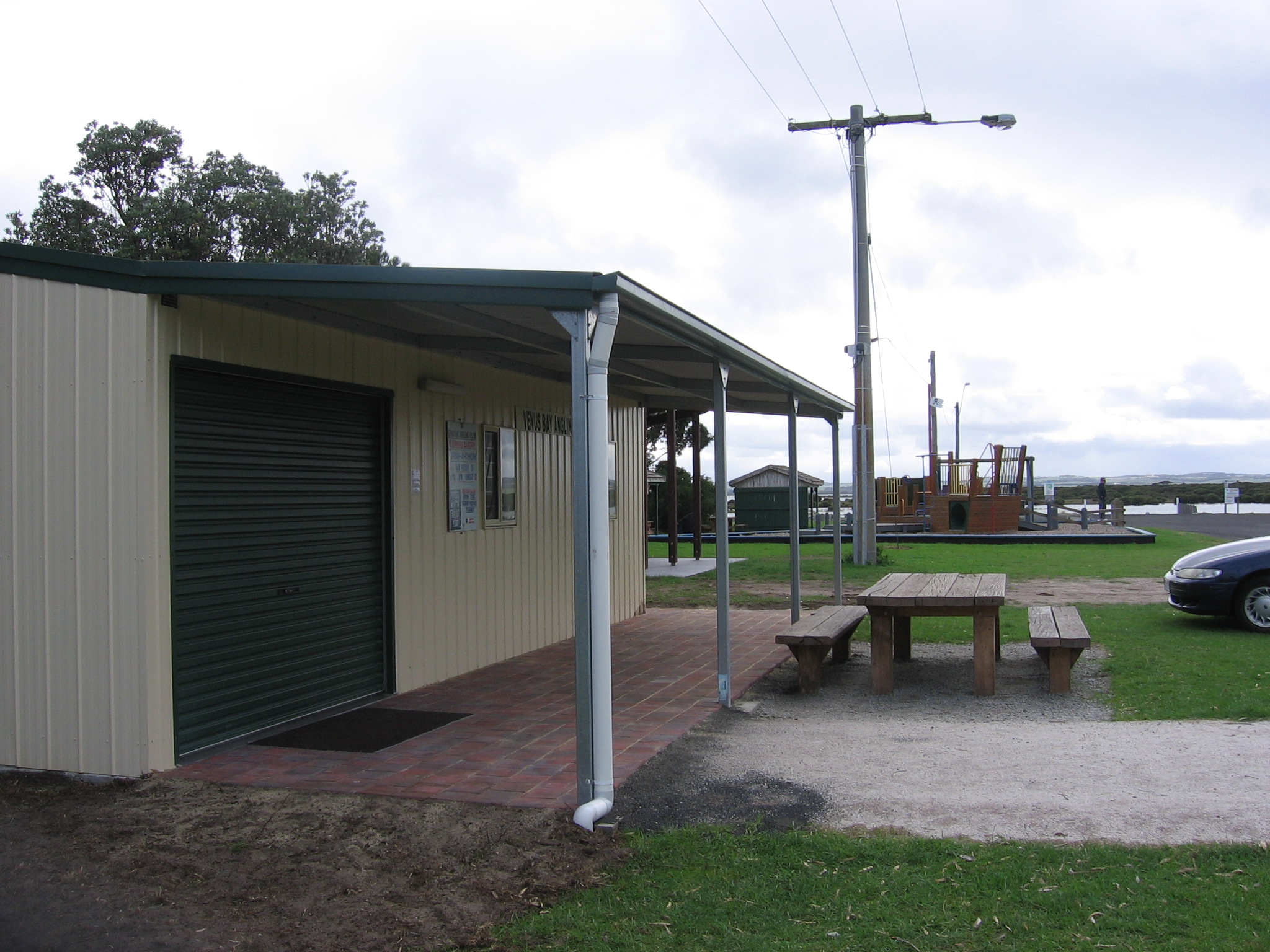 2009 - Pavers